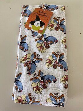 2 Pack Disney Winnie The Pooh &‎ Friends Halloween Kitchen Towels 16 X 26” NEW